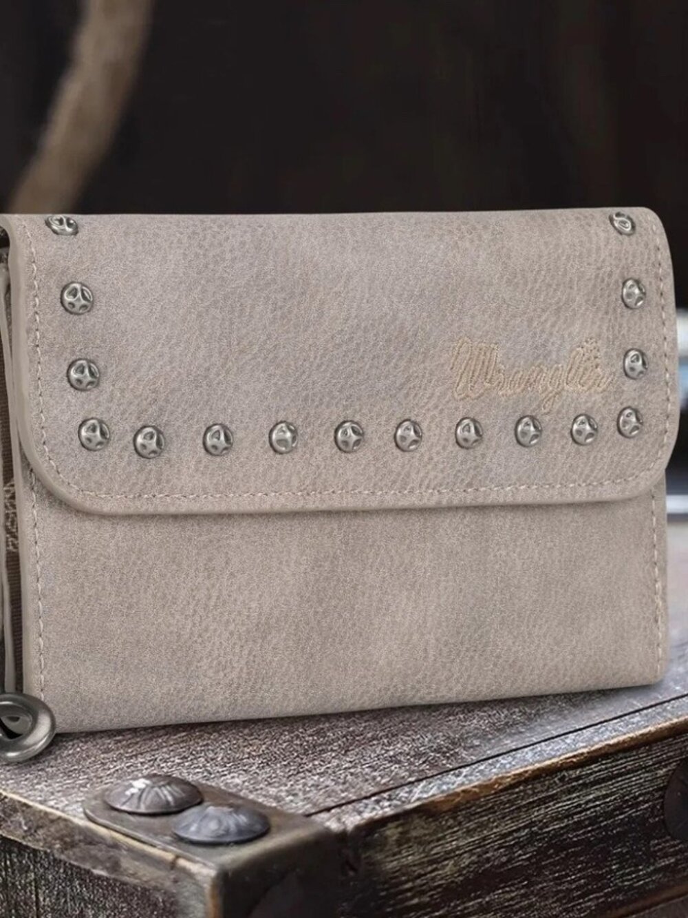 Wrangler Accents Tri-fold Key-Chain Wallet Khaki
